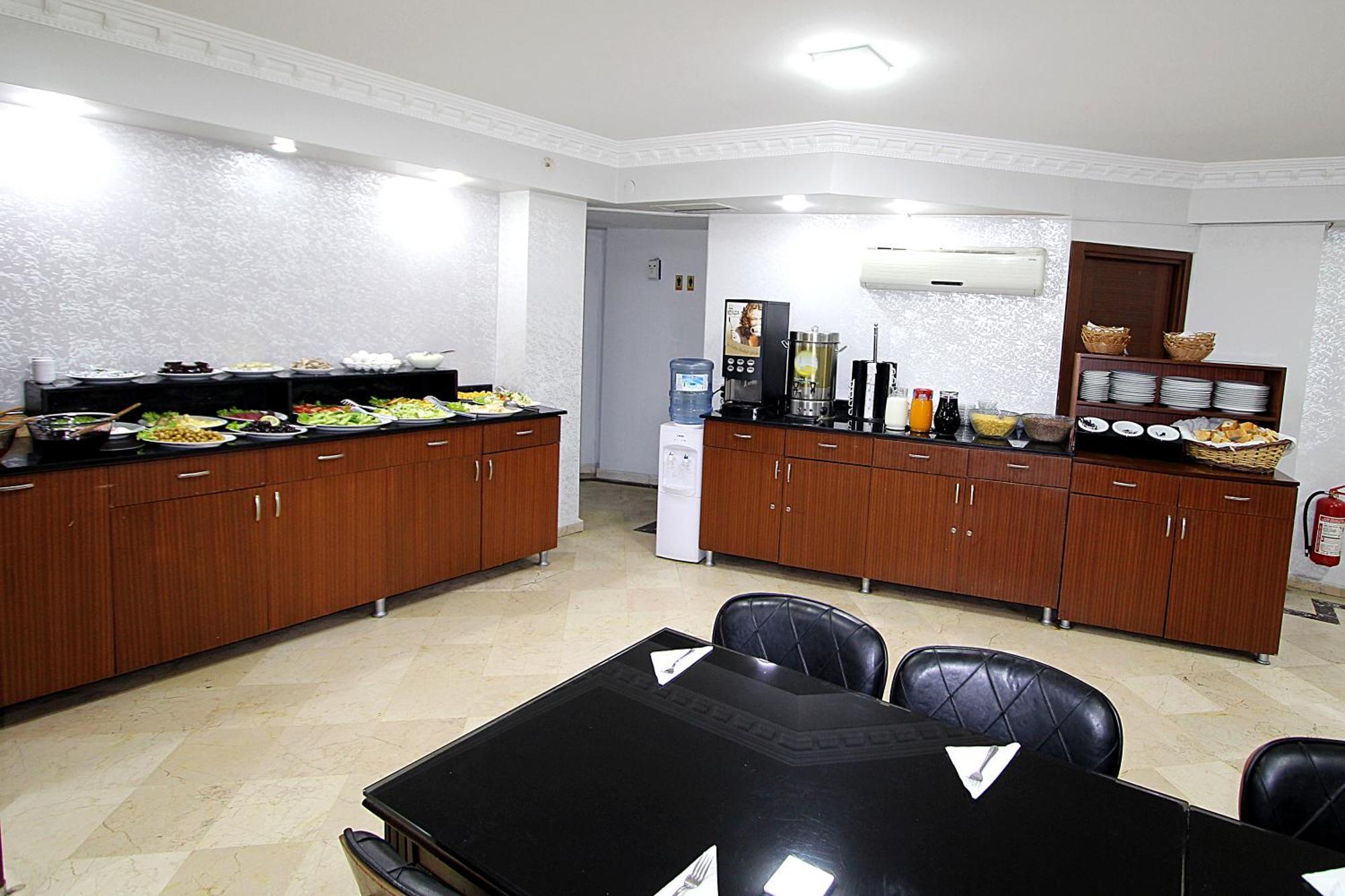 Lyon Hotel איסטמבול מראה חיצוני תמונה