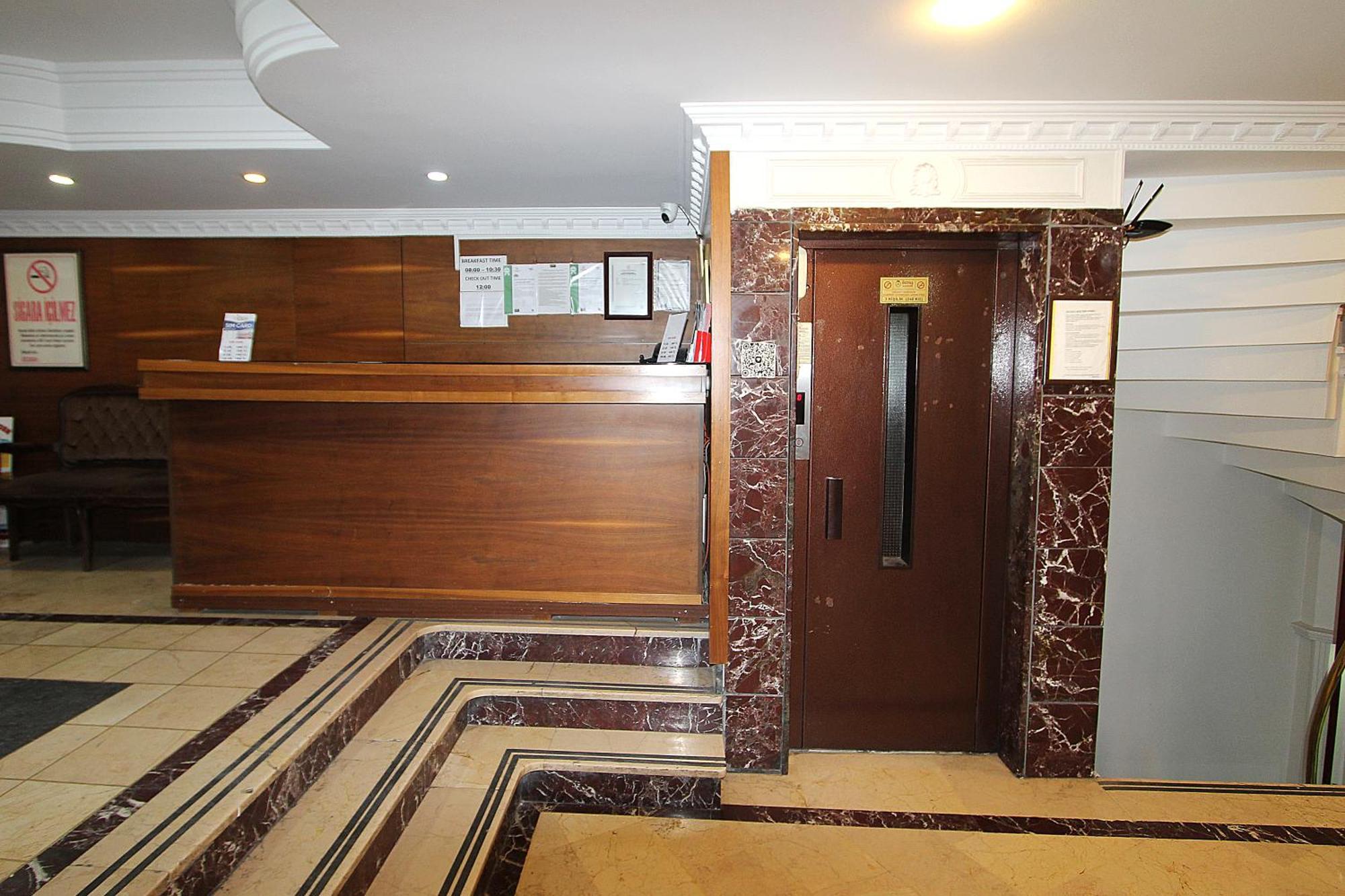 Lyon Hotel איסטמבול מראה חיצוני תמונה