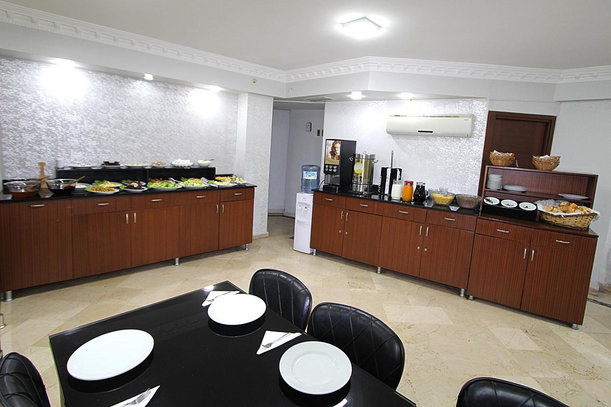 Lyon Hotel איסטמבול מראה חיצוני תמונה